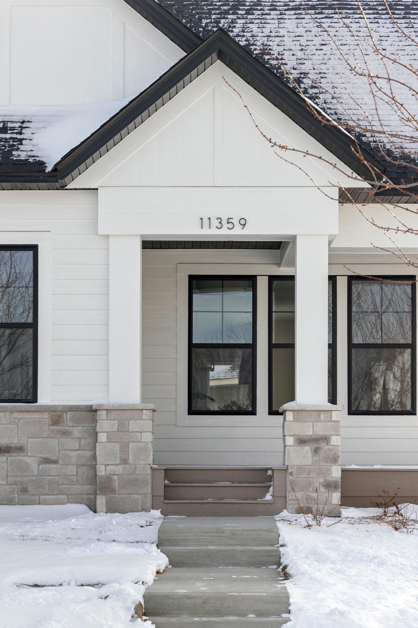 11359 Wildflower Drive N