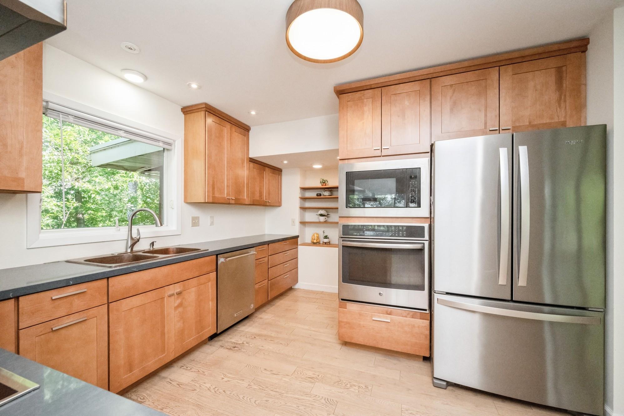 633 County Road B2 E