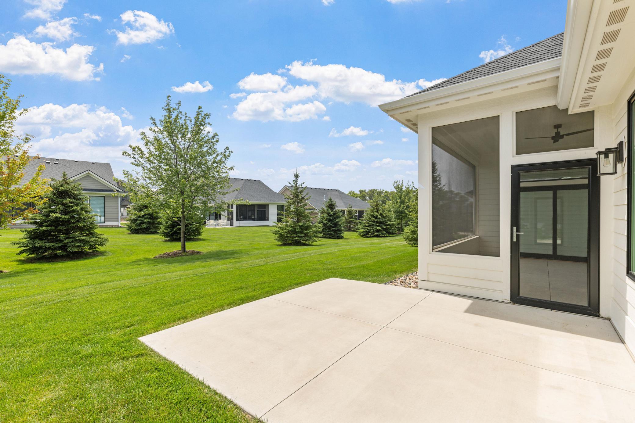 2732 Bentley Drive SW
