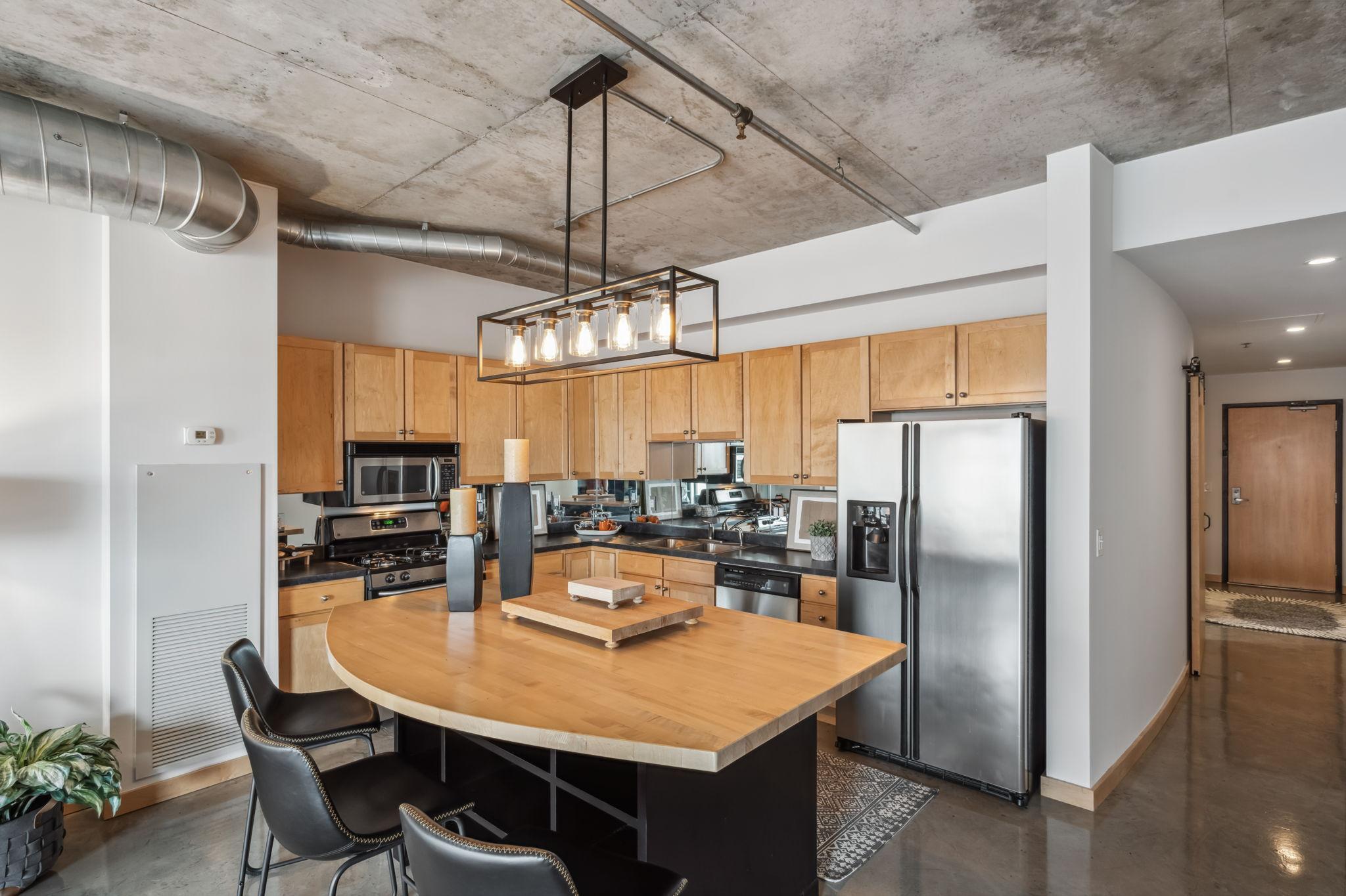 720 N 4th Street 603