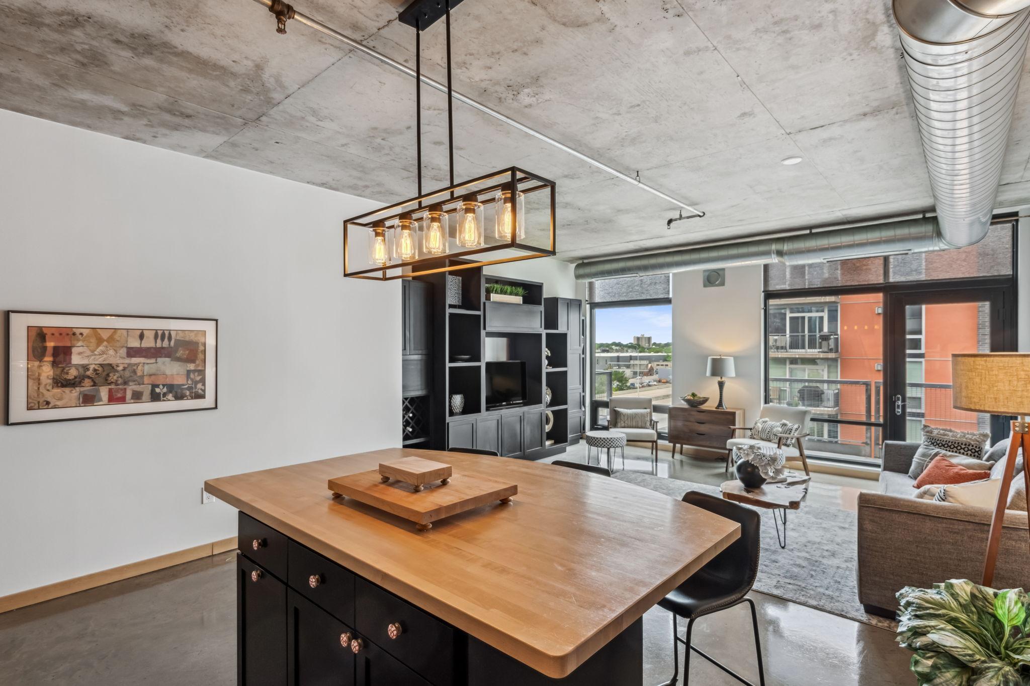 720 N 4th Street 603