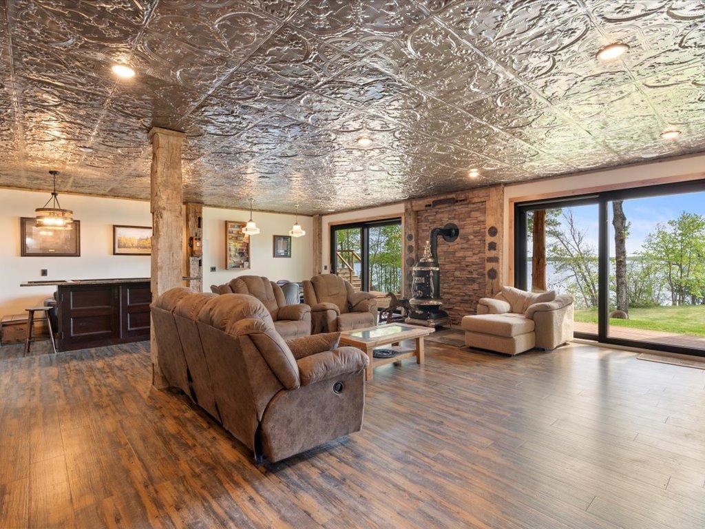 Effie, Minnesota, 56639, United States, 4 Bedrooms Bedrooms, ,4 BathroomsBathrooms,Residential,Active,2022132