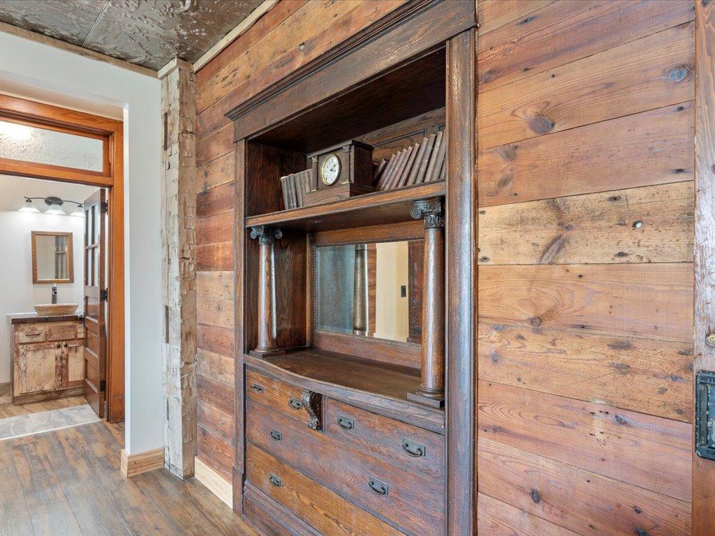 Effie, Minnesota, 56639, United States, 4 Bedrooms Bedrooms, ,4 BathroomsBathrooms,Residential,Active,2022132