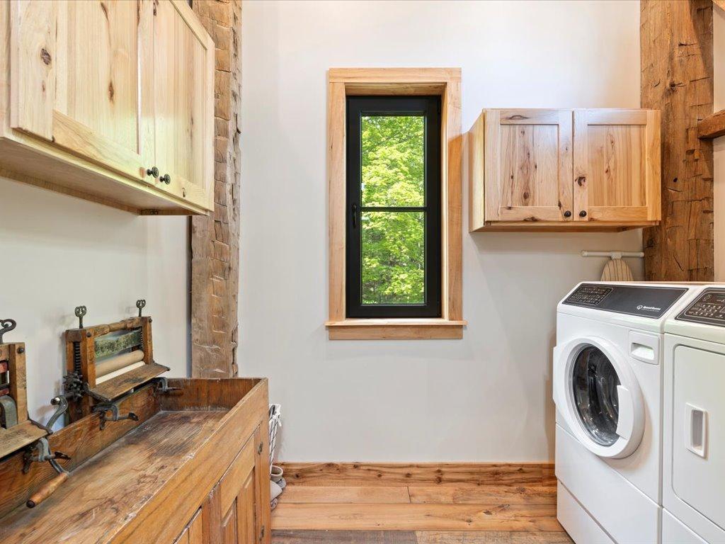 Effie, Minnesota, 56639, United States, 4 Bedrooms Bedrooms, ,4 BathroomsBathrooms,Residential,Active,2022132
