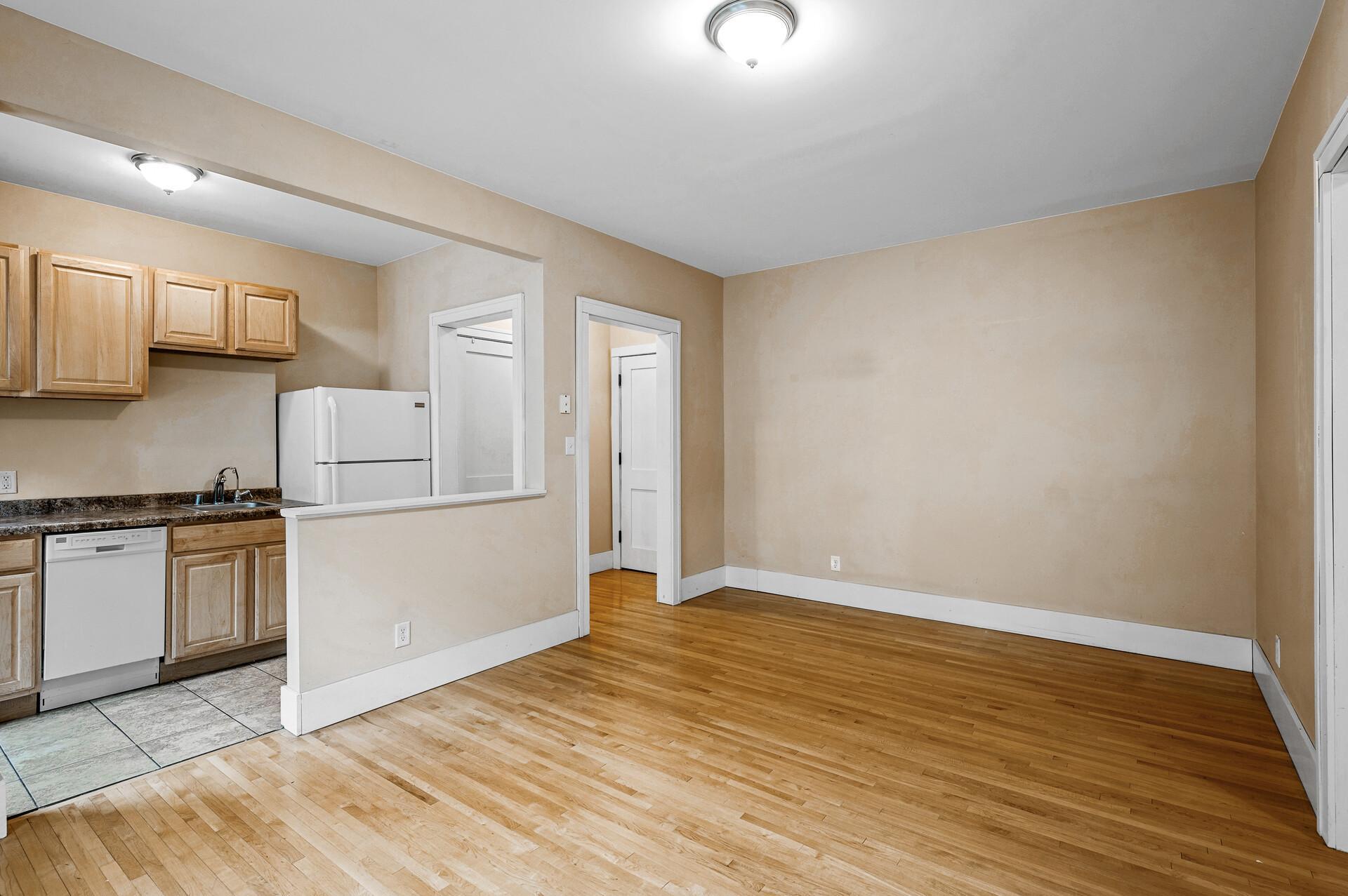 2218 Nicollet Avenue 23