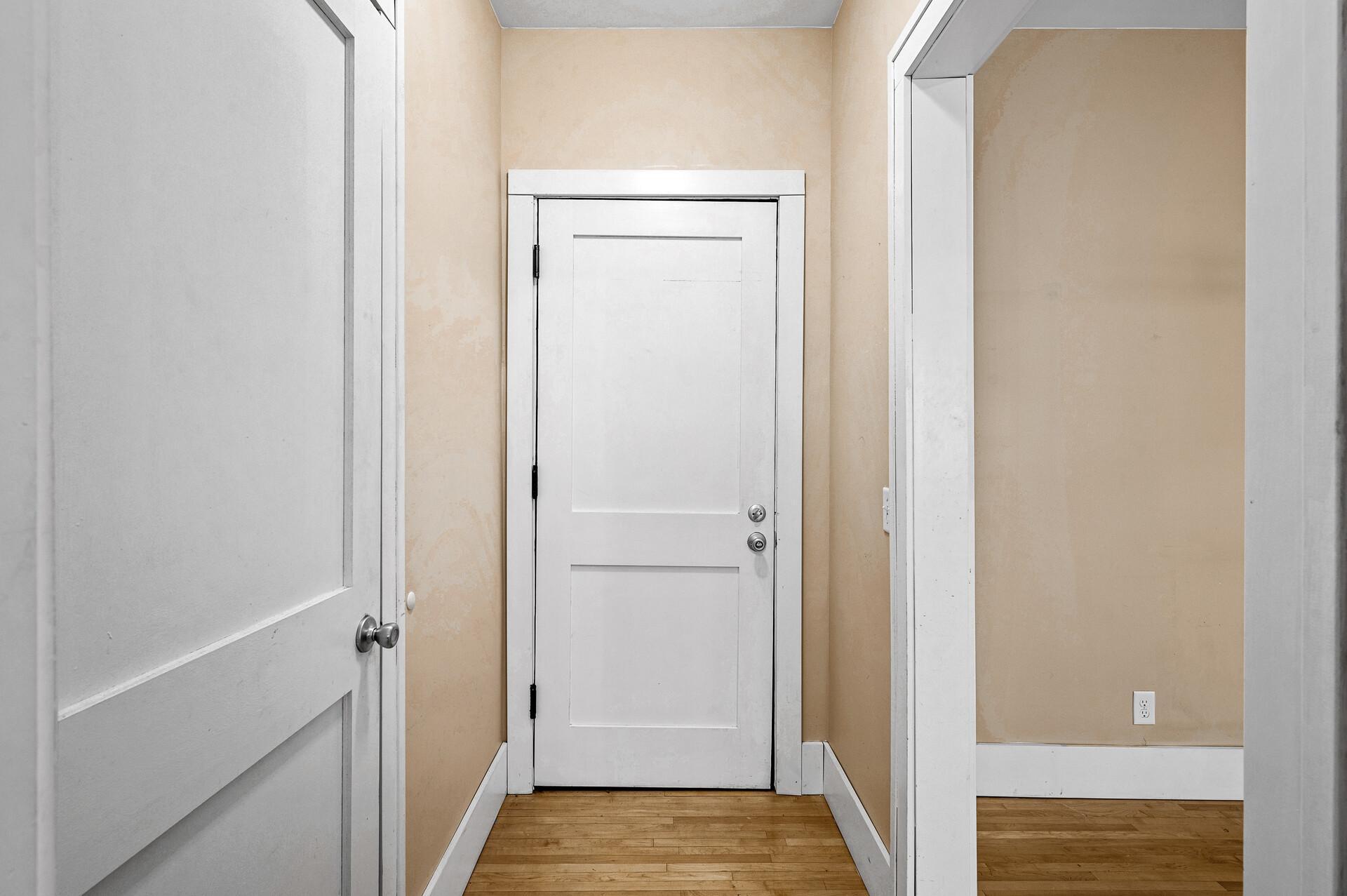 2218 Nicollet Avenue 23