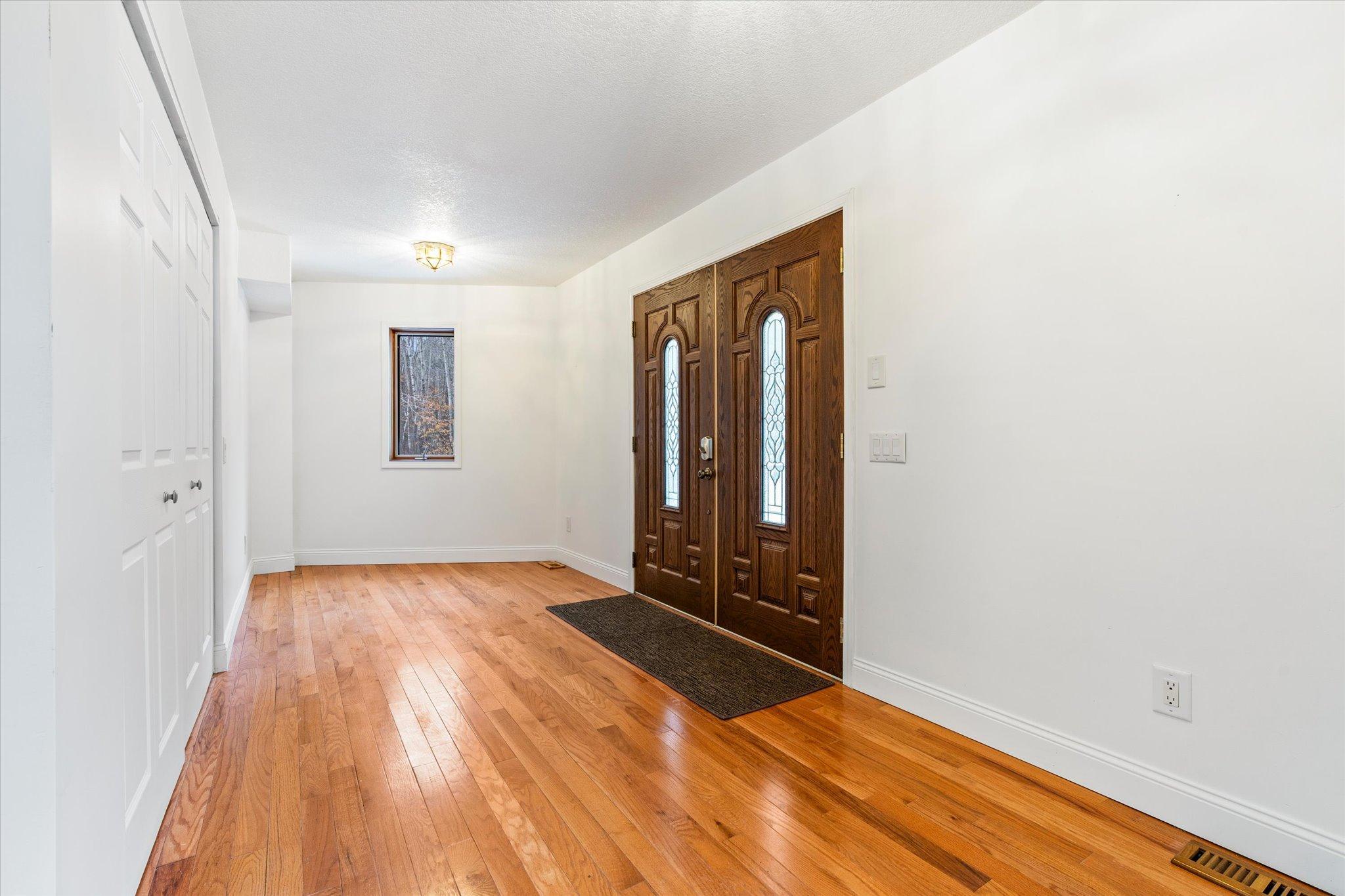 12913 Dobbins Road