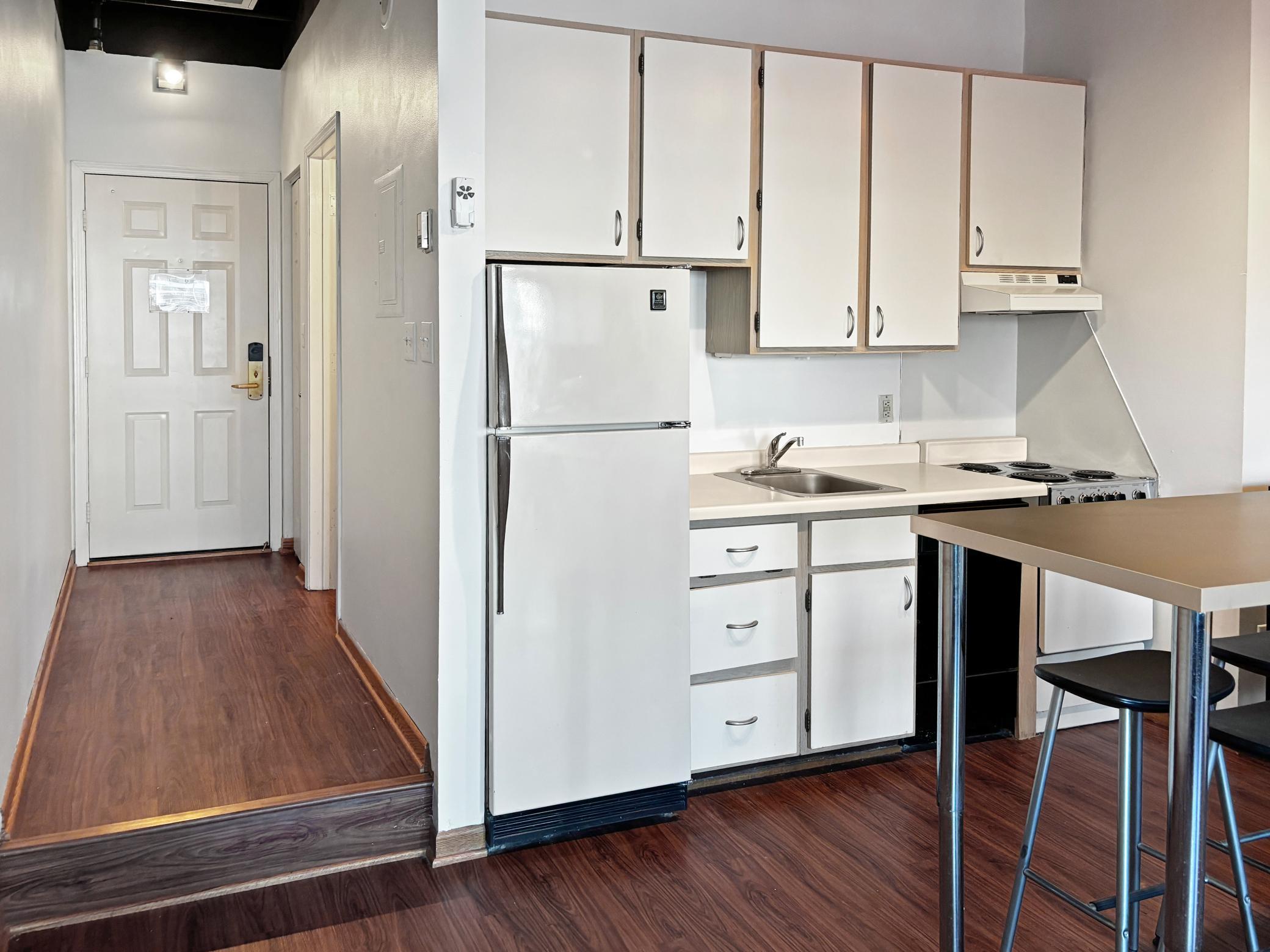 431 S 7th Street 2613