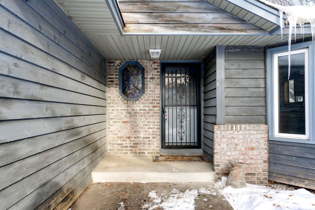 Photo of 342 74th Avenue N, Brooklyn Park, MN 55444 (MLS # 7001619)