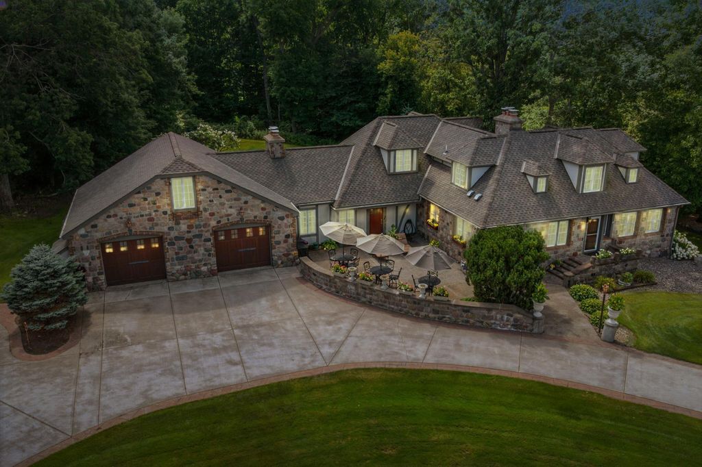 Photo of 13001 Twilight Roads, Kathio Twp, MN 56359 (MLS # 6815811)