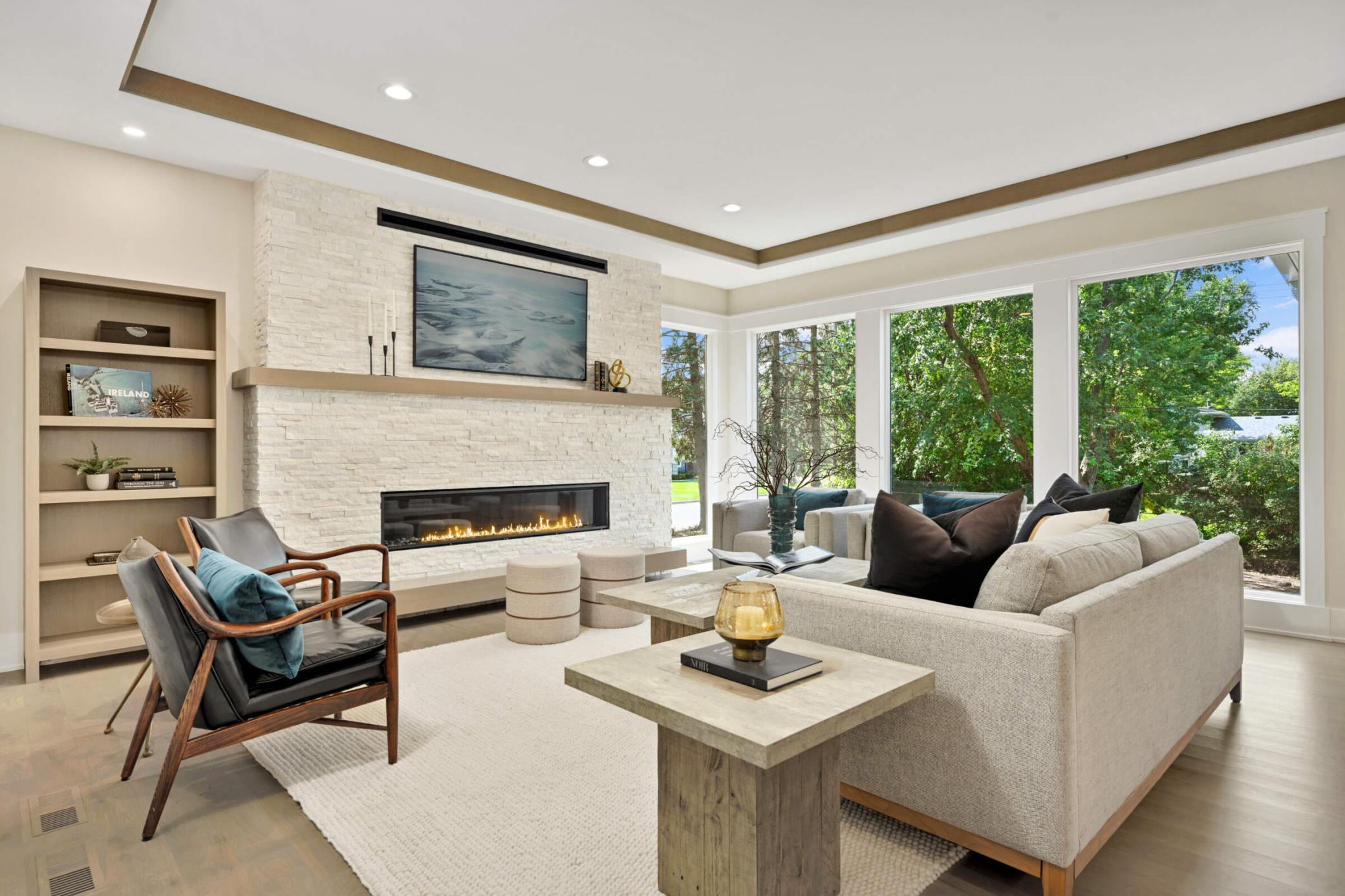 5316 Highwood Drive W