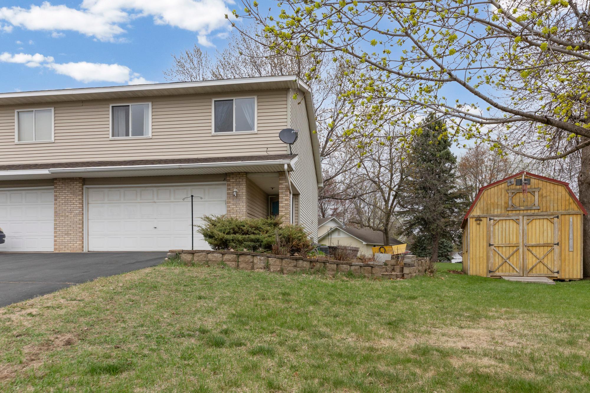 314 Railroad Drive NW