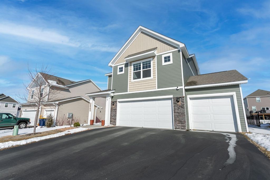 Photo of 20983 Flaxton Lane, Farmington, MN 55024 (MLS # 7055602)