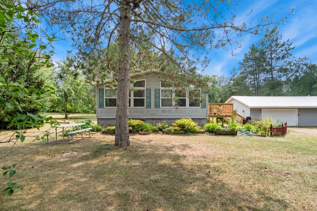 Photo of 94688 Sunset Lane, Moose Lake, MN 55767 (MLS # 7126769)