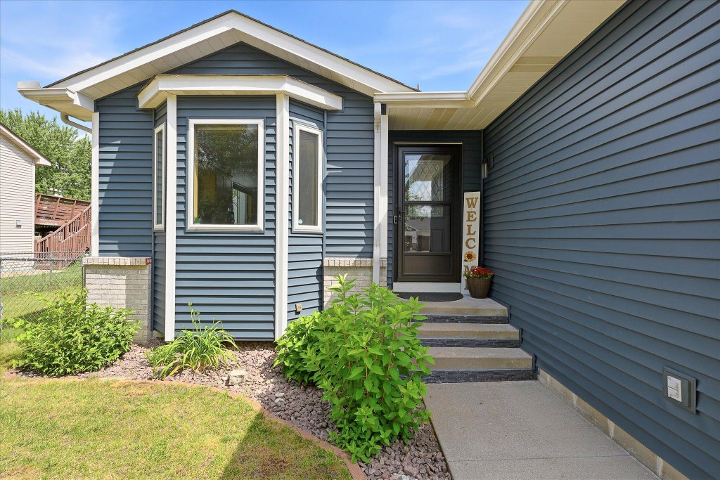 Photo of 308 Elm Street SW, Isanti, MN 55040 (MLS # 7091599)