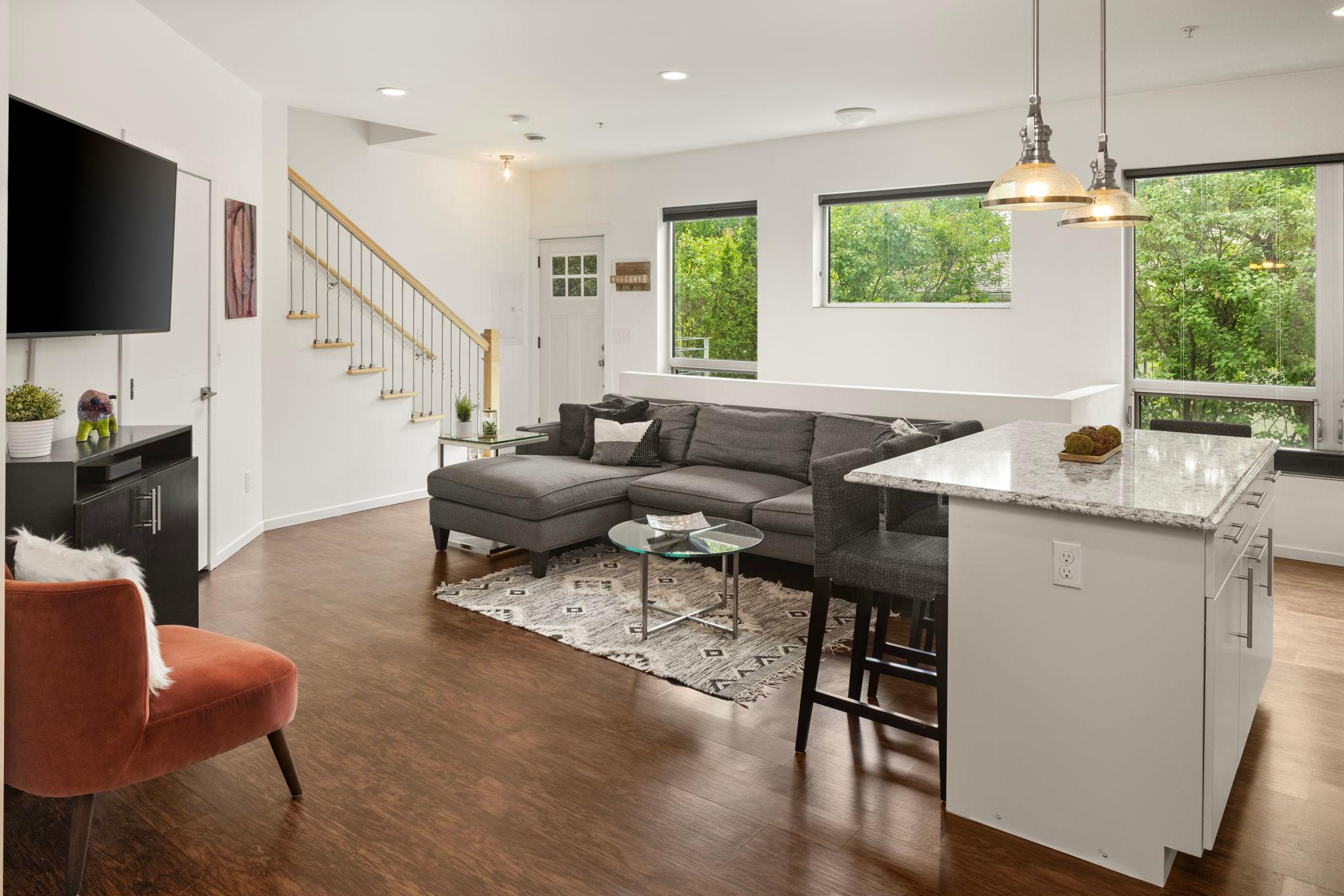 4013 W 31st Street 102