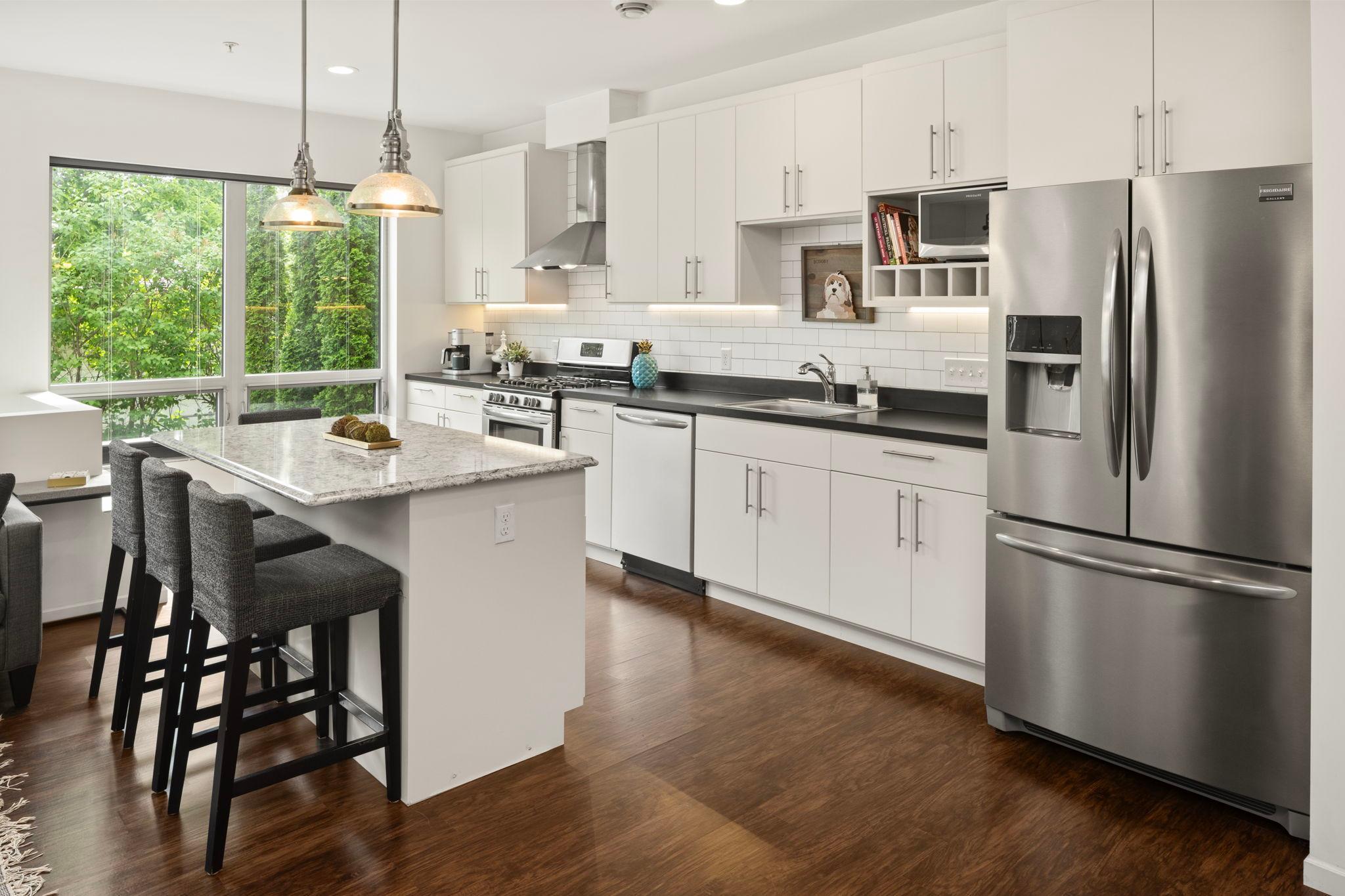 4013 W 31st Street 102