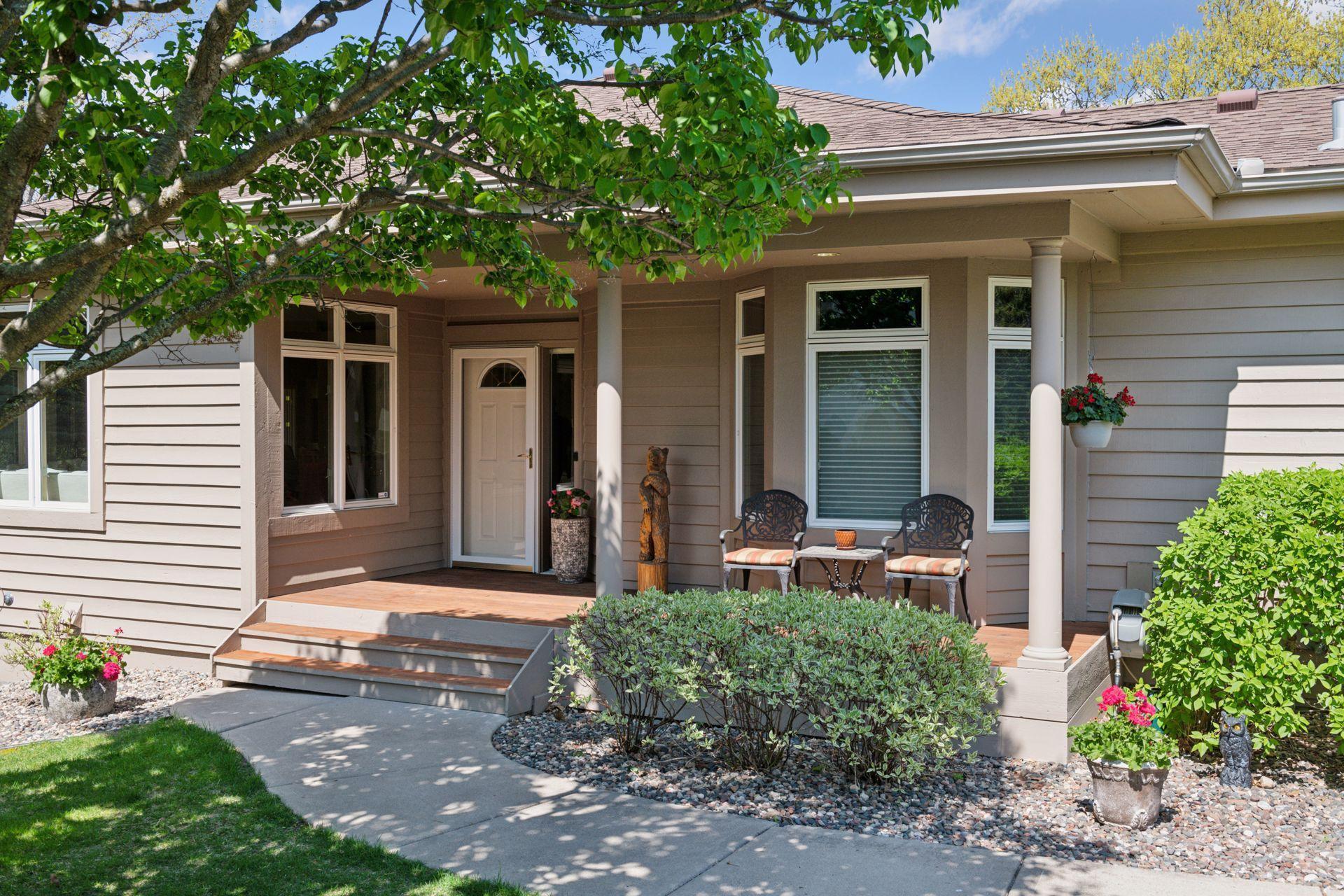 7057 Crowne Oak Road