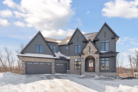 1973 Leaping Deer Circle Medina MN 55340