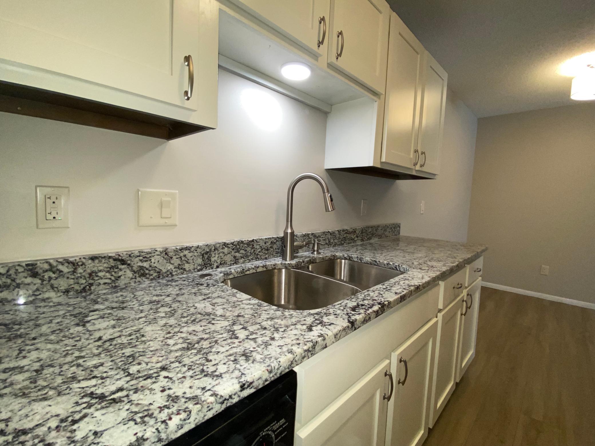 7310 York Avenue S 107-4