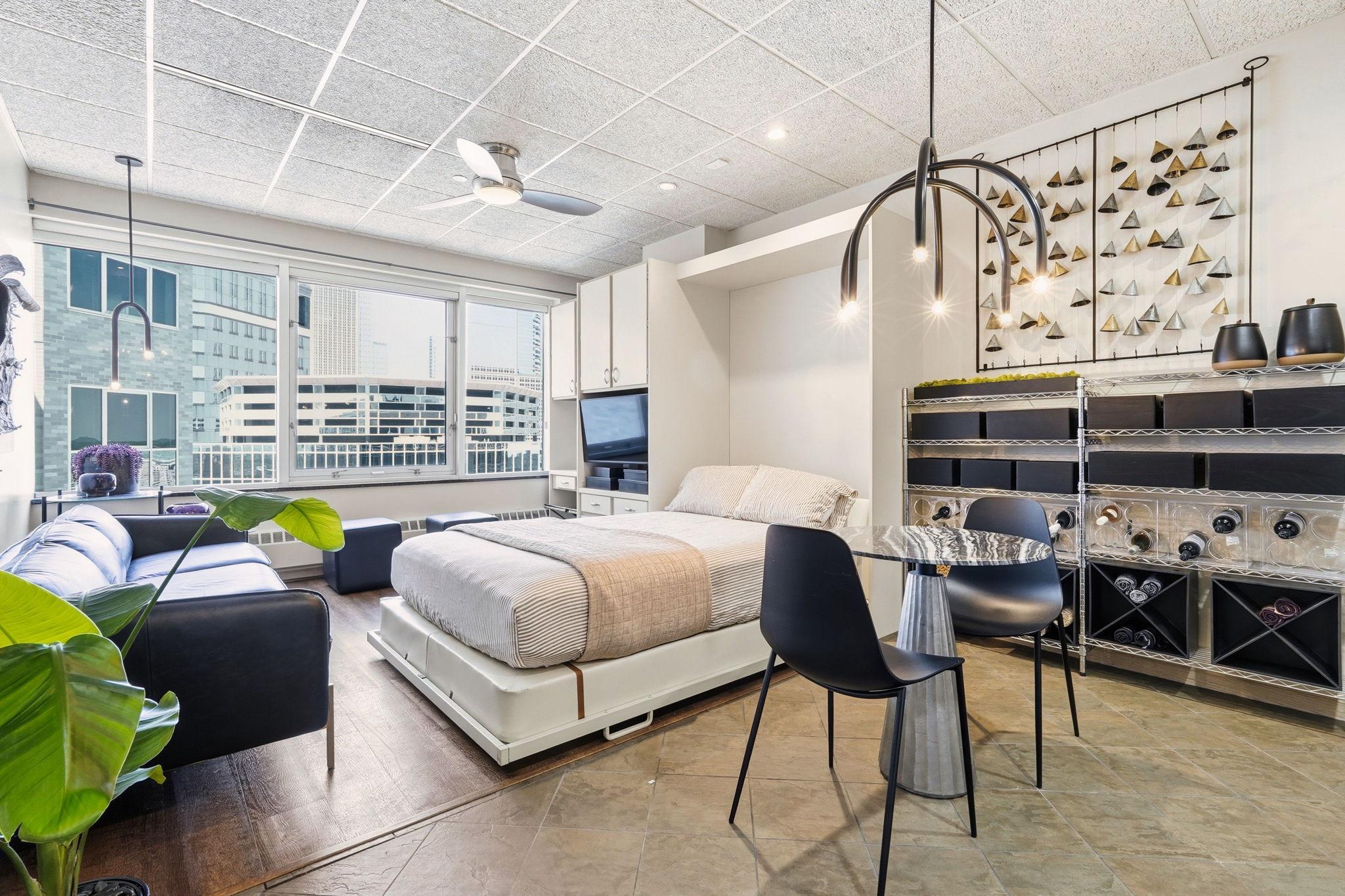 431 S 7th Street 2619