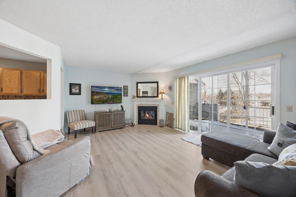 Photo of 7627 Nicholas Way, Chanhassen, MN 55317 (MLS # 7035366)