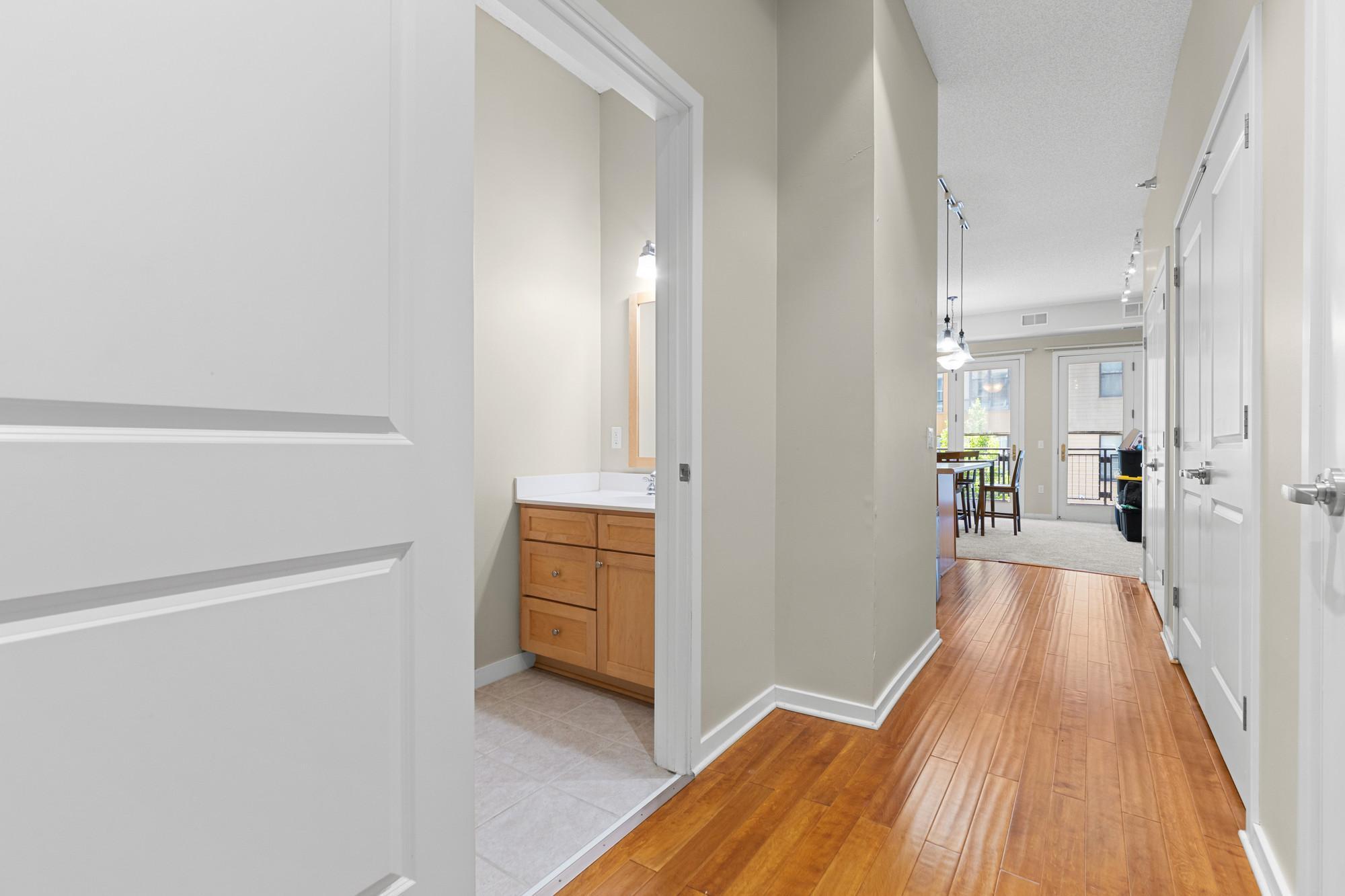 209 8th Street E 305