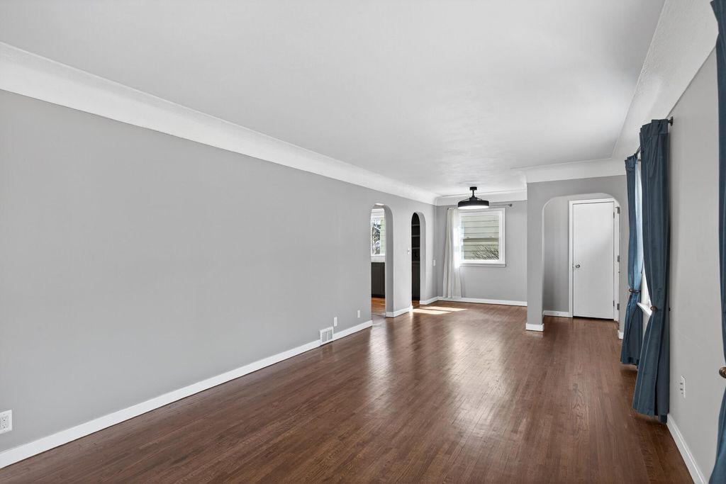 Photo of 2704 Zenith Avenue N, Robbinsdale, MN 55422 (MLS # 7014636)