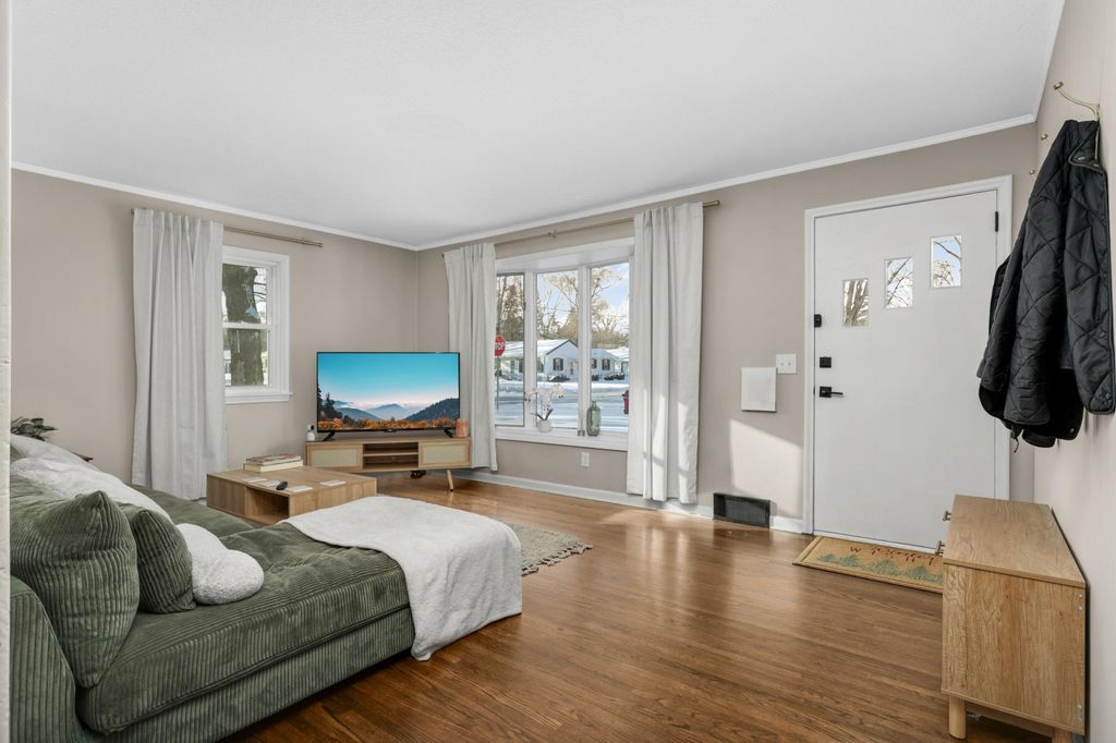 Photo of 5300 Louisiana Avenue N, Crystal, MN 55428 (MLS # 7000228)