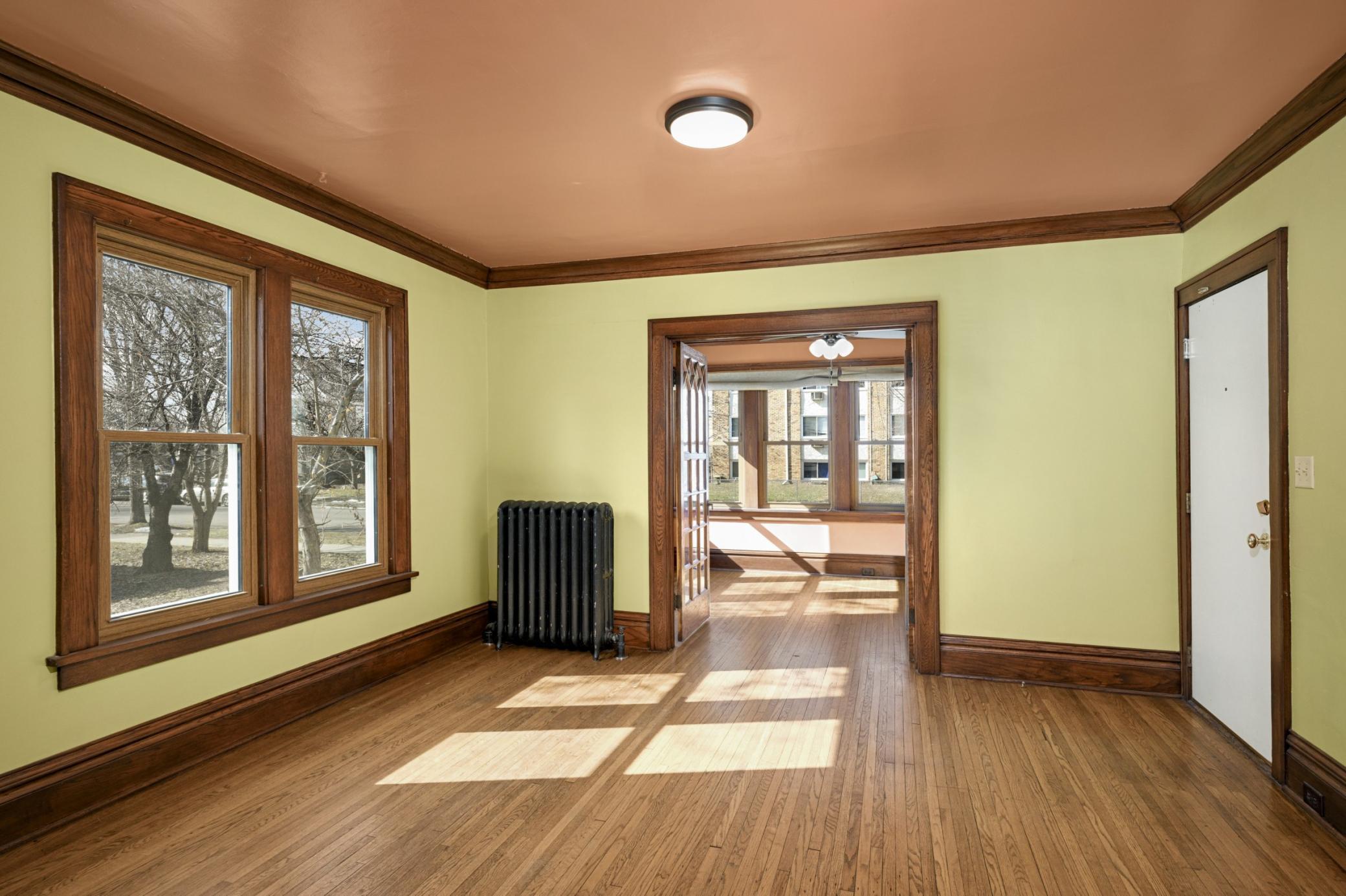 3133 Pleasant Avenue