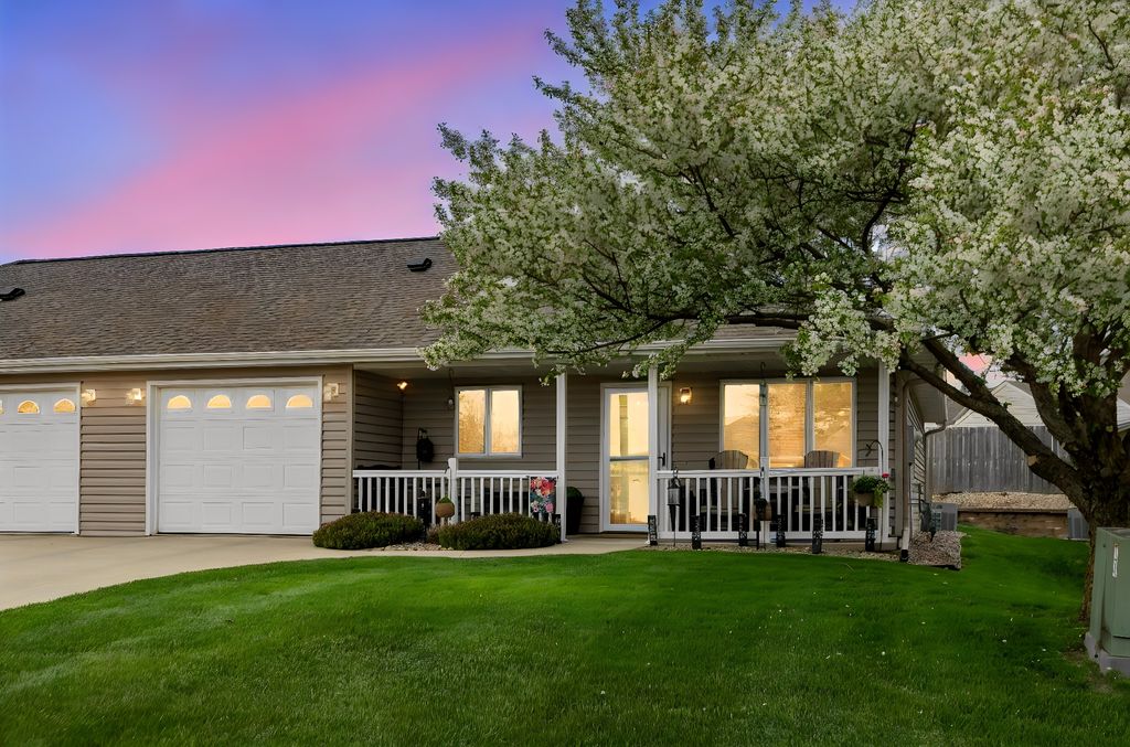 Photo of 217 Clubhouse Drive NE, Stewartville, MN 55976 (MLS # 7073527)