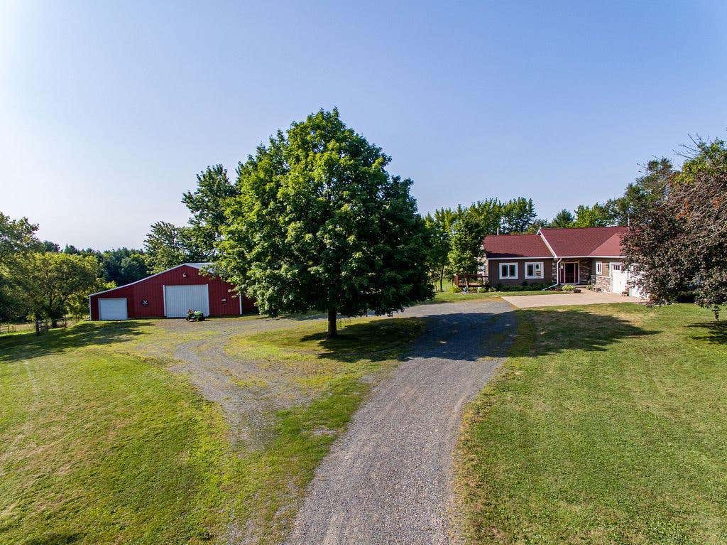 Photo of 861 220th Avenue, Somerset, WI 54025 (MLS # 7122105)