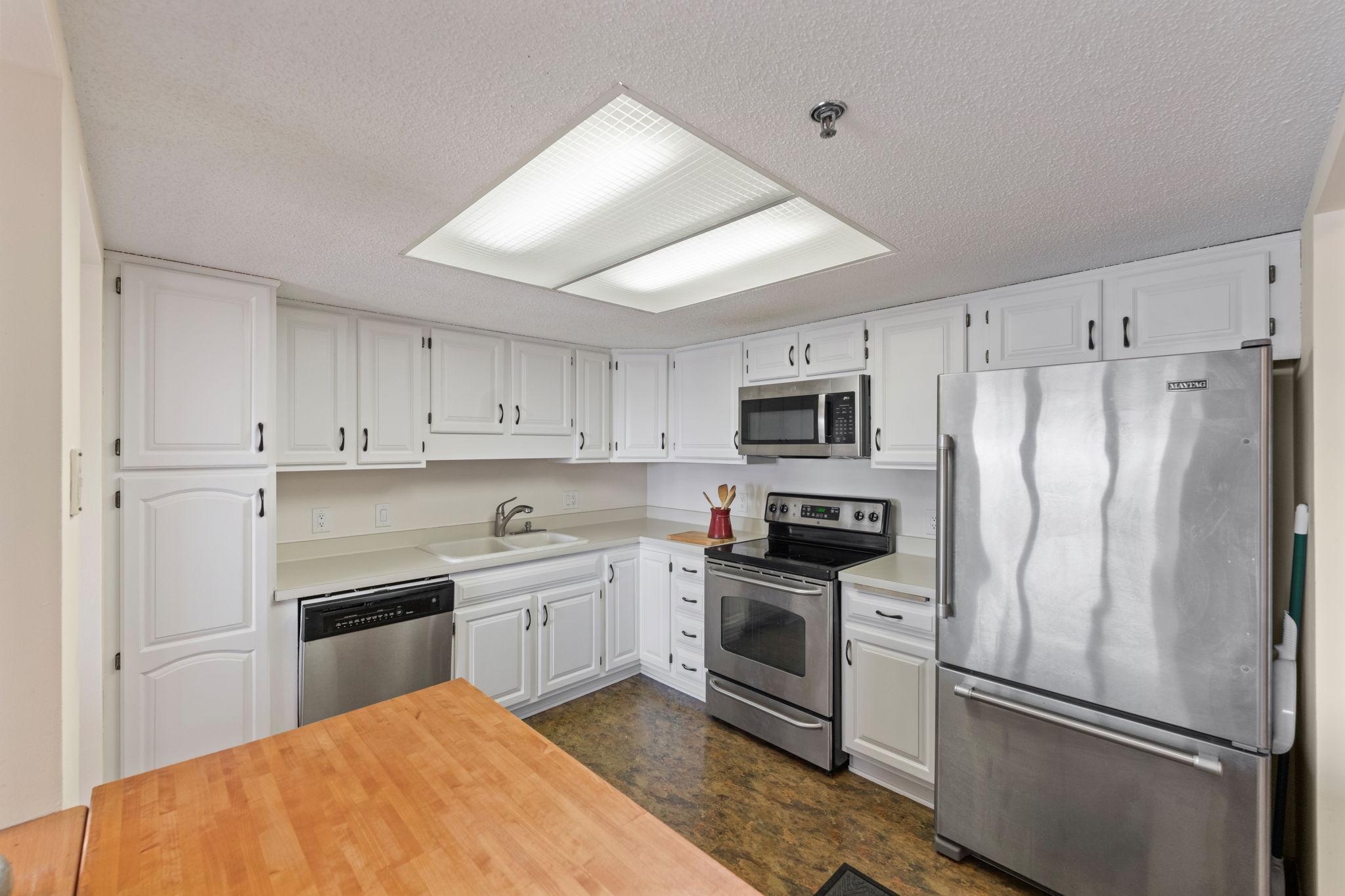 110 1st Avenue NE F1502