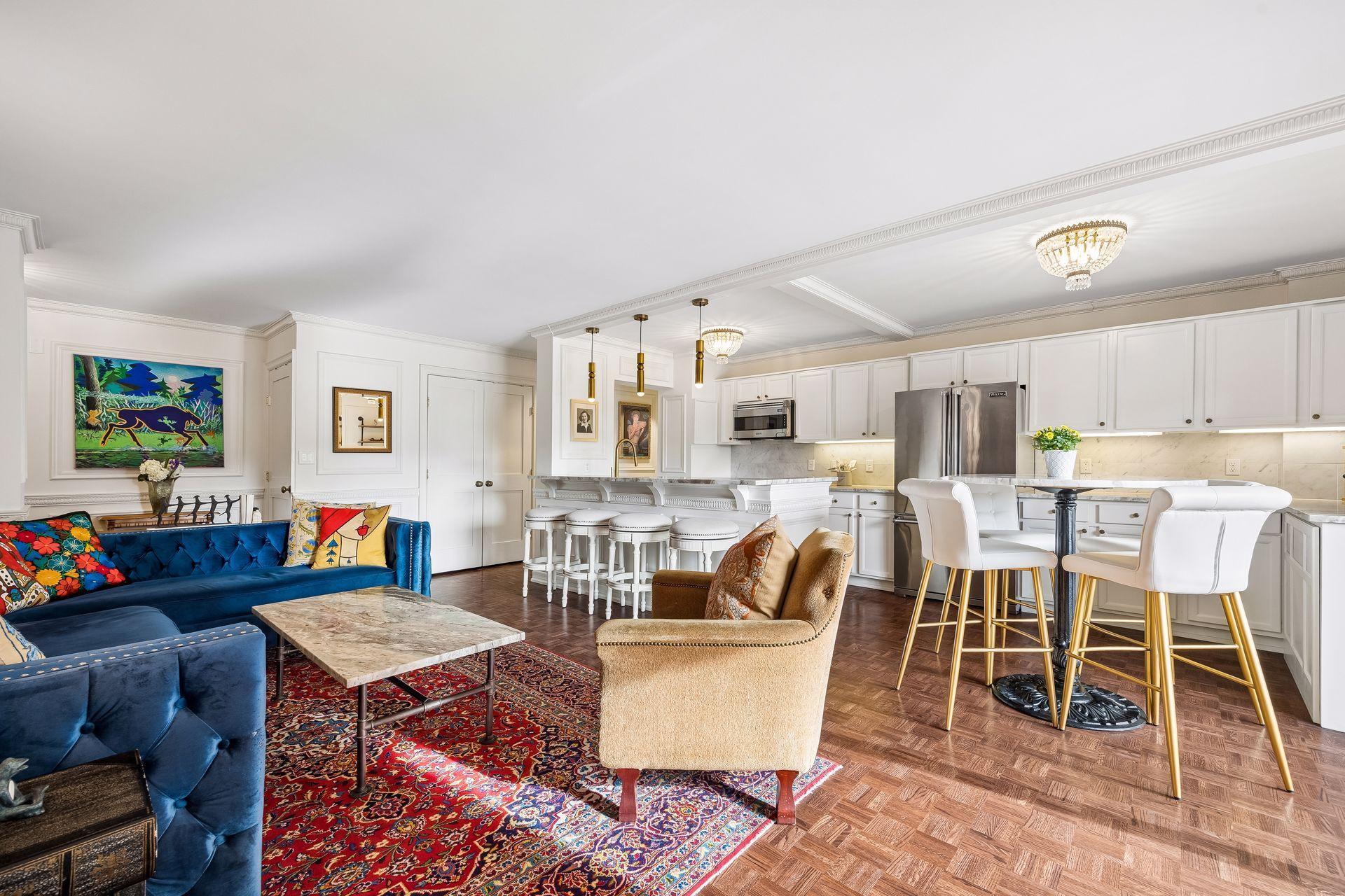 410 Groveland Avenue 404