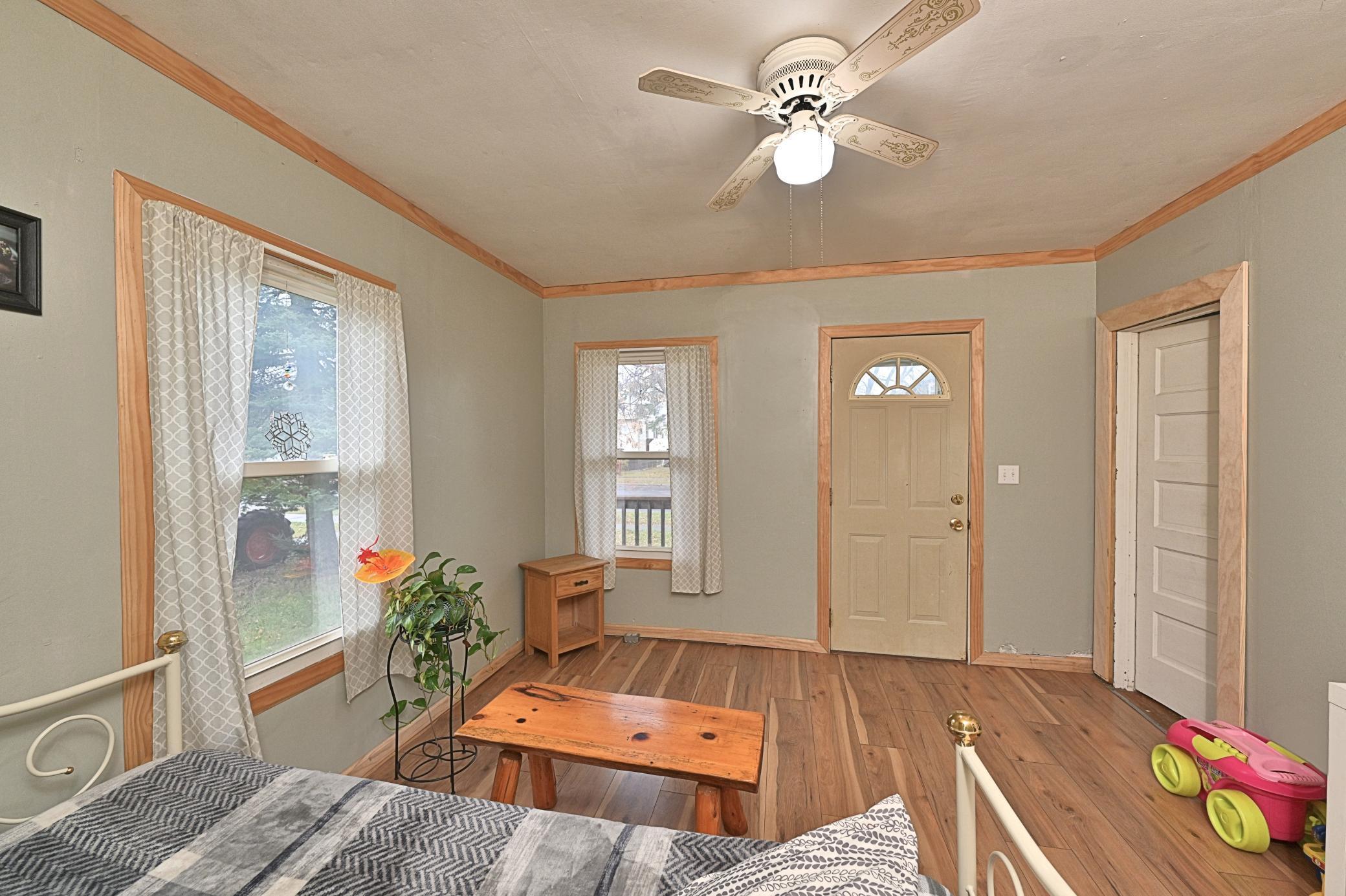 117 E Hibbing Avenue