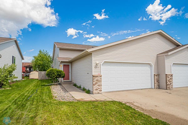 1744 50TH ST S, FARGO, ND 58103 - Image 5a79bfb15e72a514a917e4fca8d3a78e/2332732283