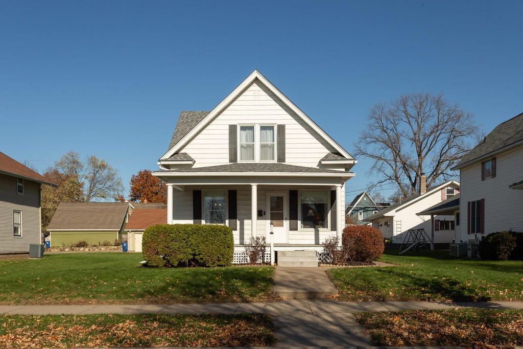 Photo of 1738 W 6th Street, Red Wing, MN 55066 (MLS # 7010240)