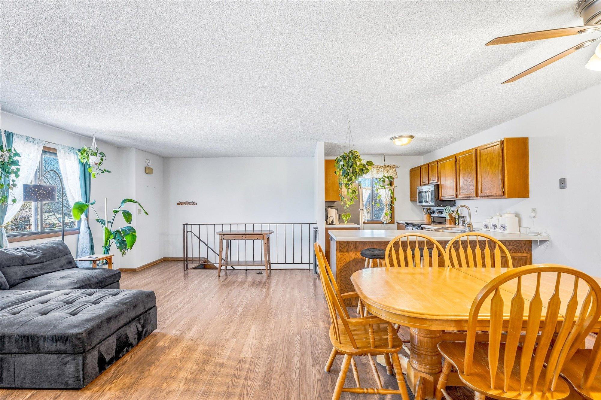 5734 Otter View Trail 18