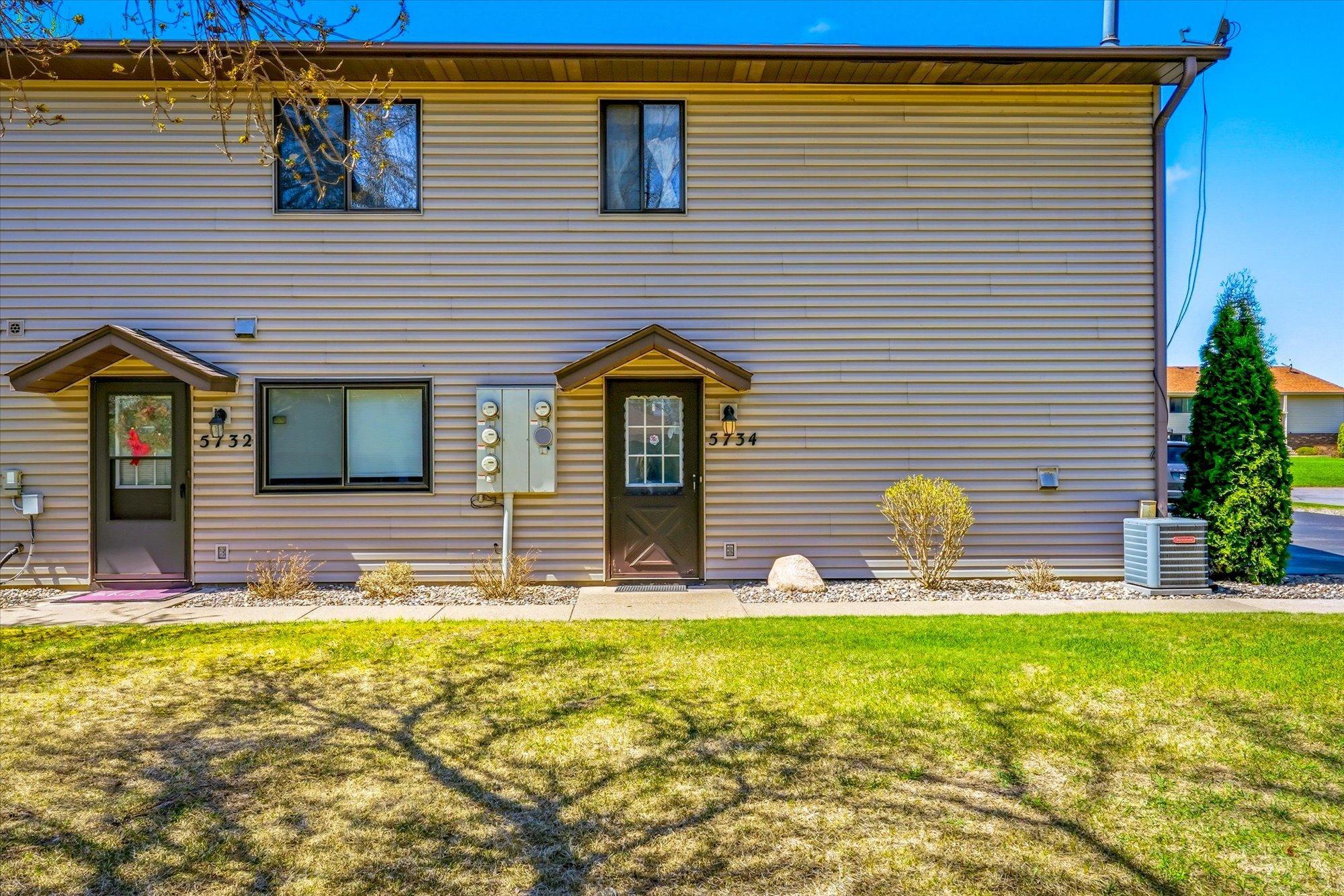 5734 Otter View Trail 18