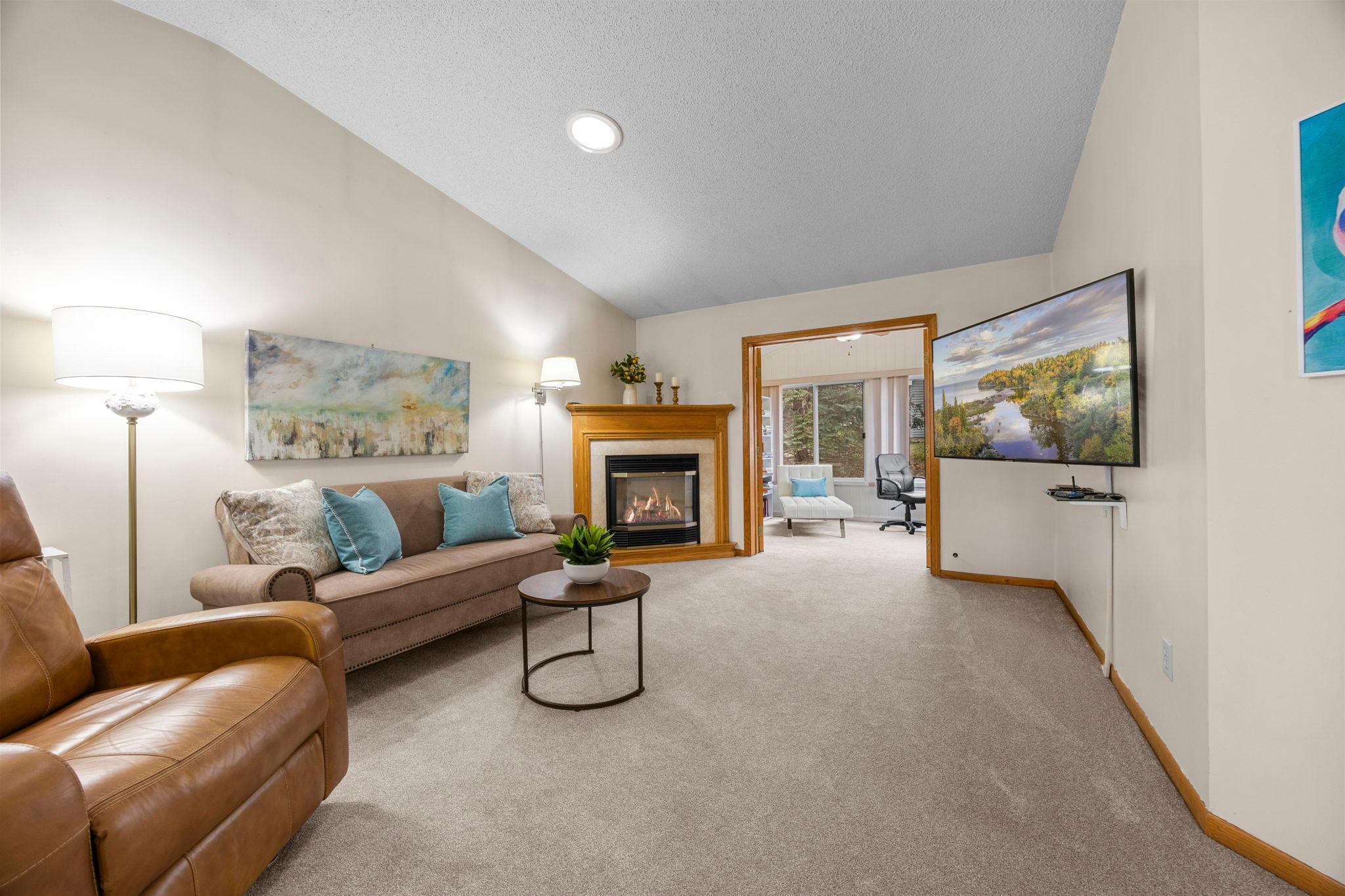 14227 Glencove Trail