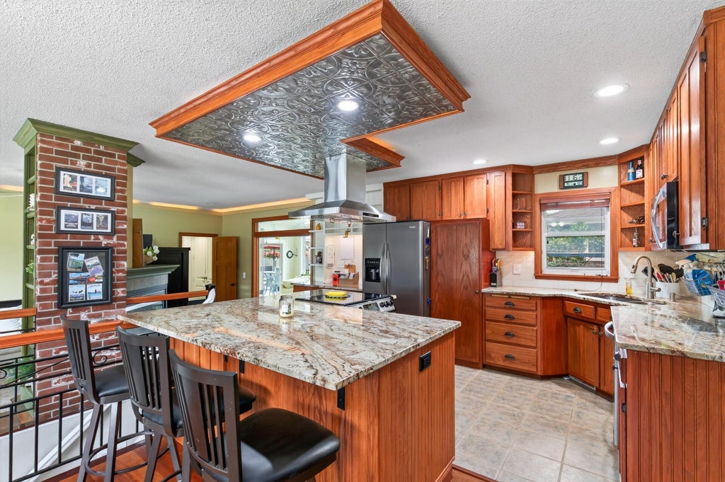 Photo of 1601 E 82nd Street, Bloomington, MN 55425 (MLS # 7119196)