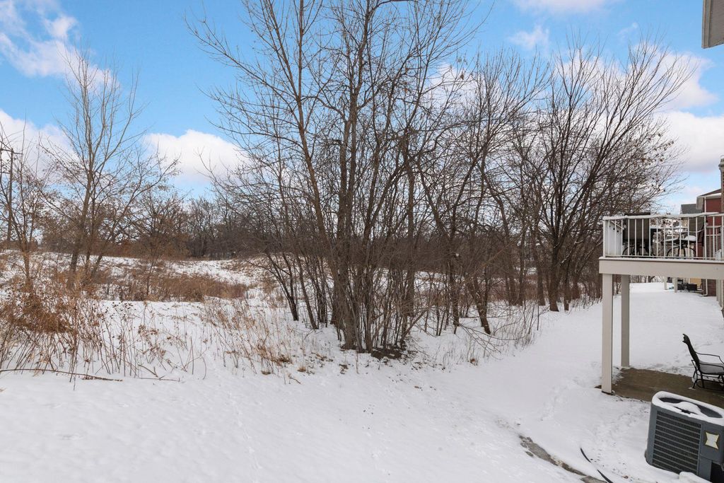 Photo of 1968 Lincoln Lane, Chanhassen, MN 55317 (MLS # 7033061)