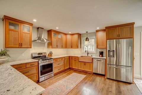 616 5th Street N Stillwater MN 55082