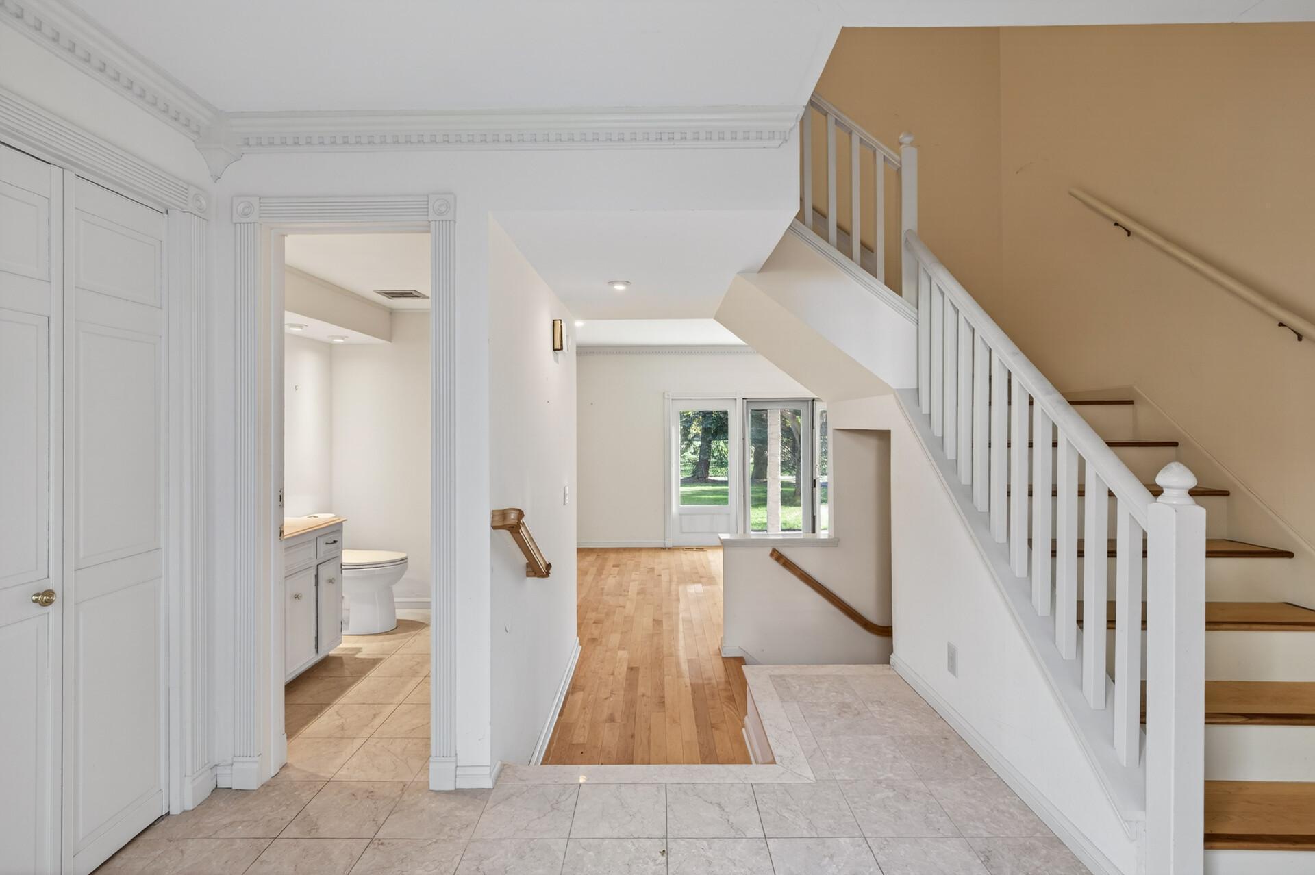 1805 Eagle Ridge Drive 4