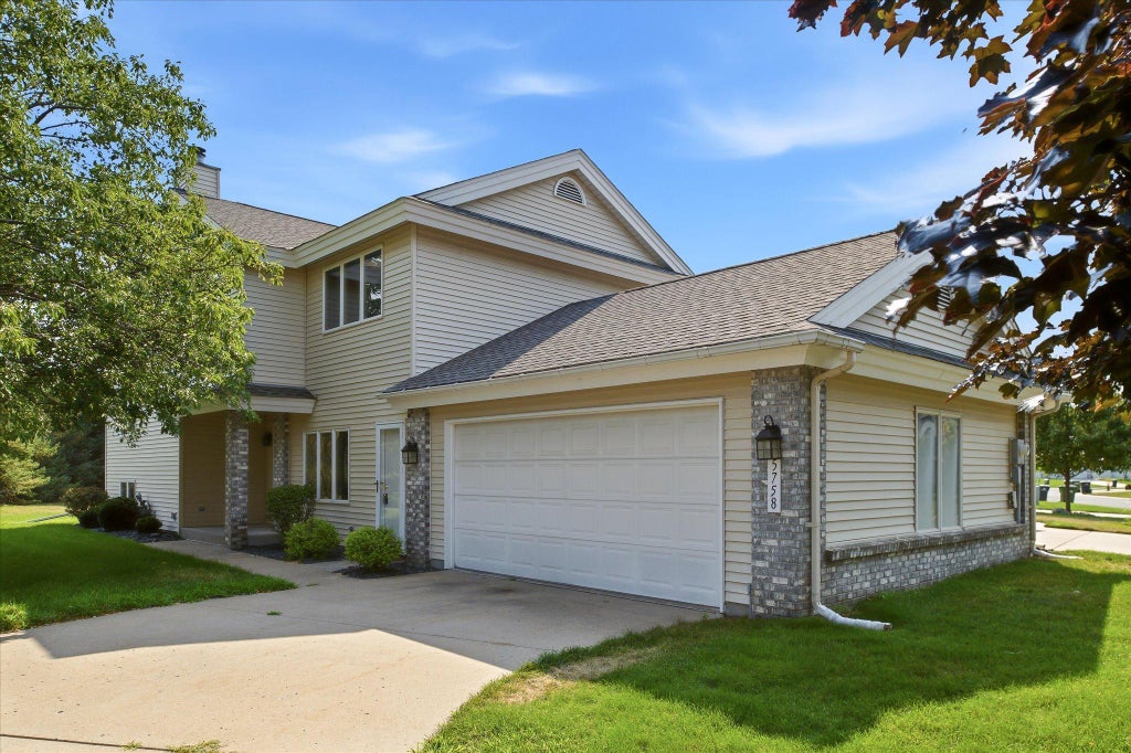 Photo of 5758 Heather Ridge Drive, Shoreview, MN 55126 (MLS # 7140902)
