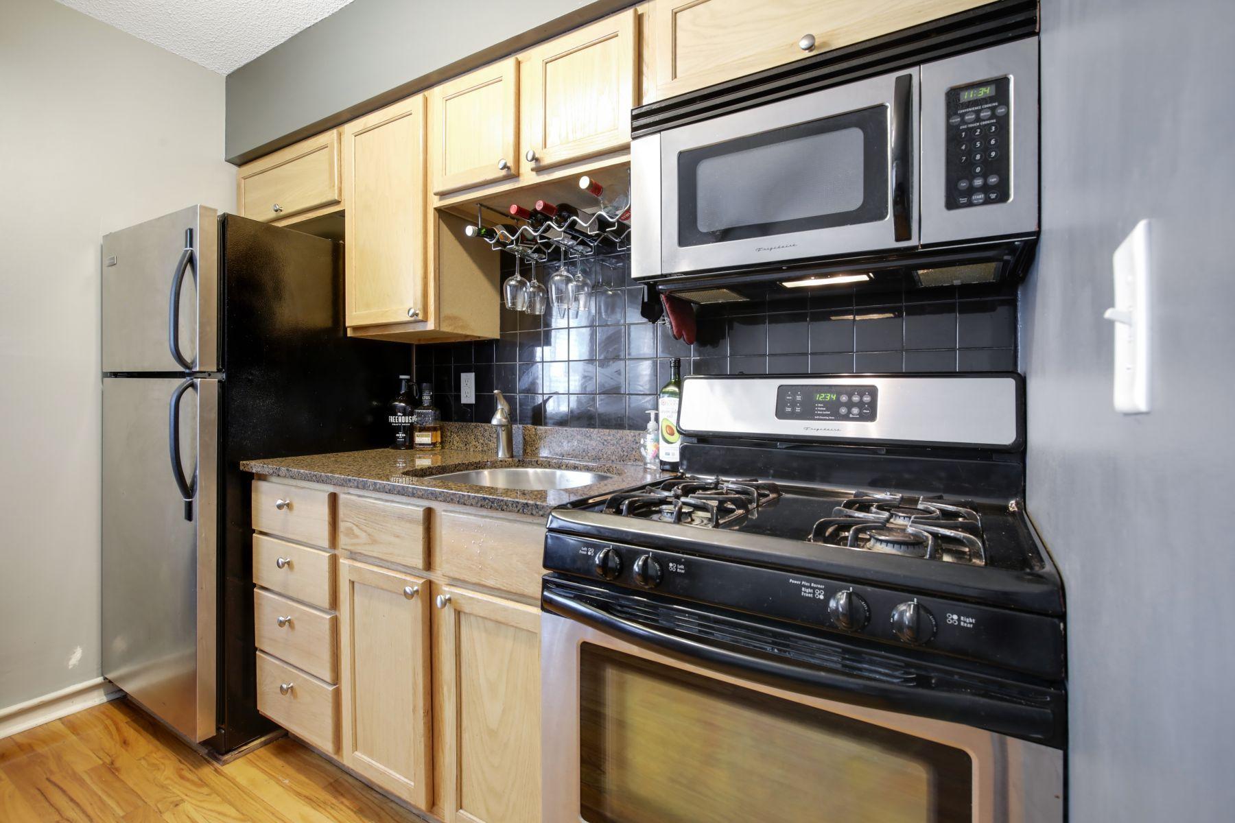 2639 Colfax Avenue S 104