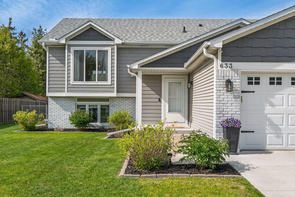 Photo of 633 108th Avenue NW, Coon Rapids, MN 55448 (MLS # 7069496)