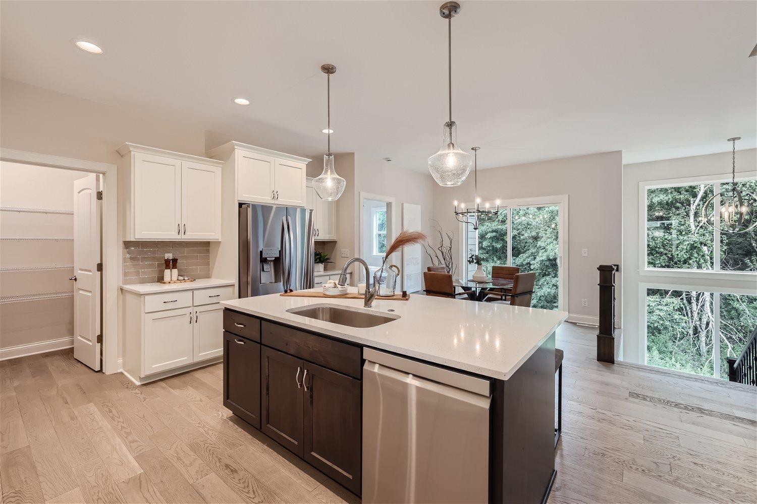 7396 Agate Trail