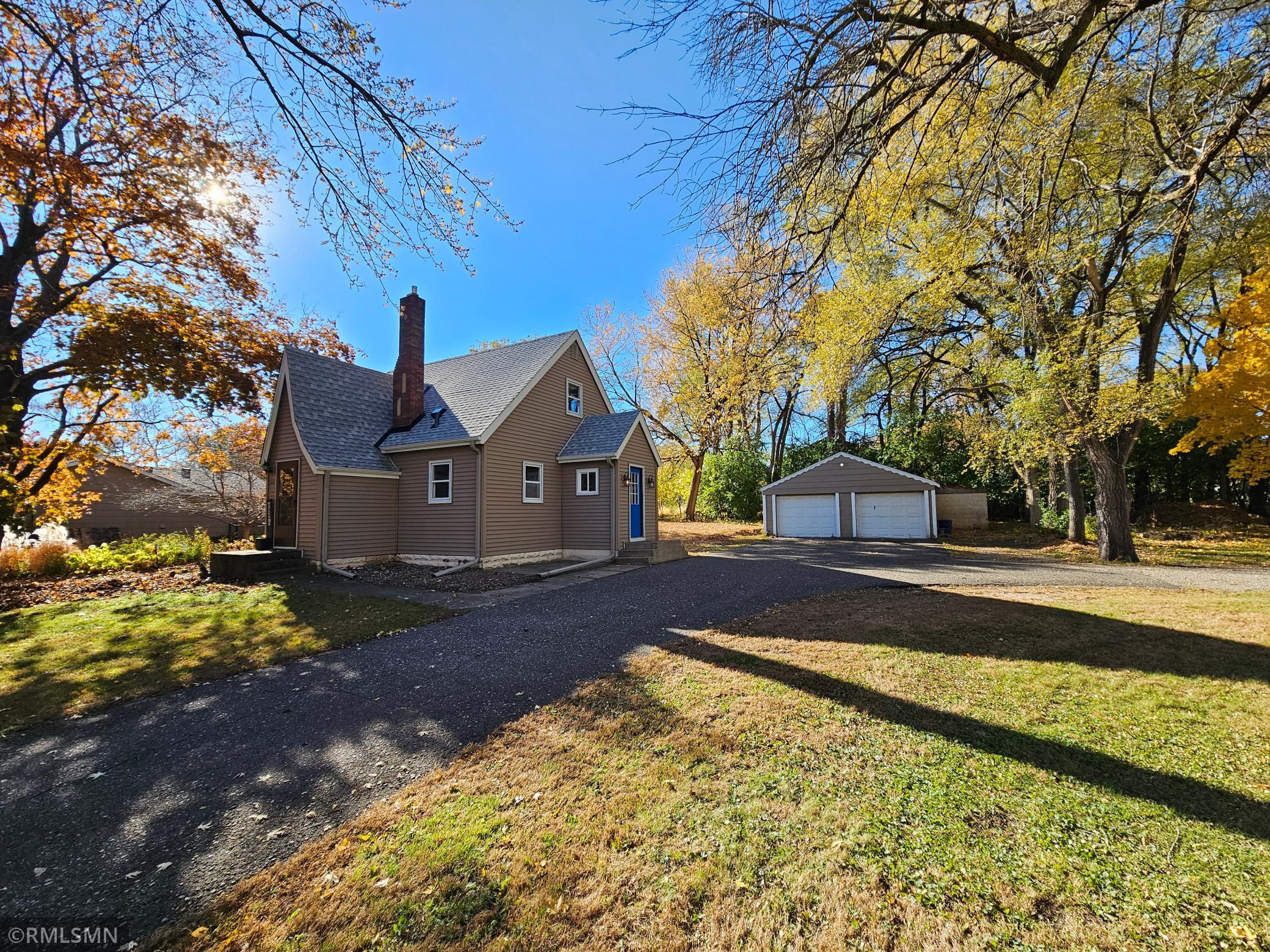 2665 Lake Shore Avenue