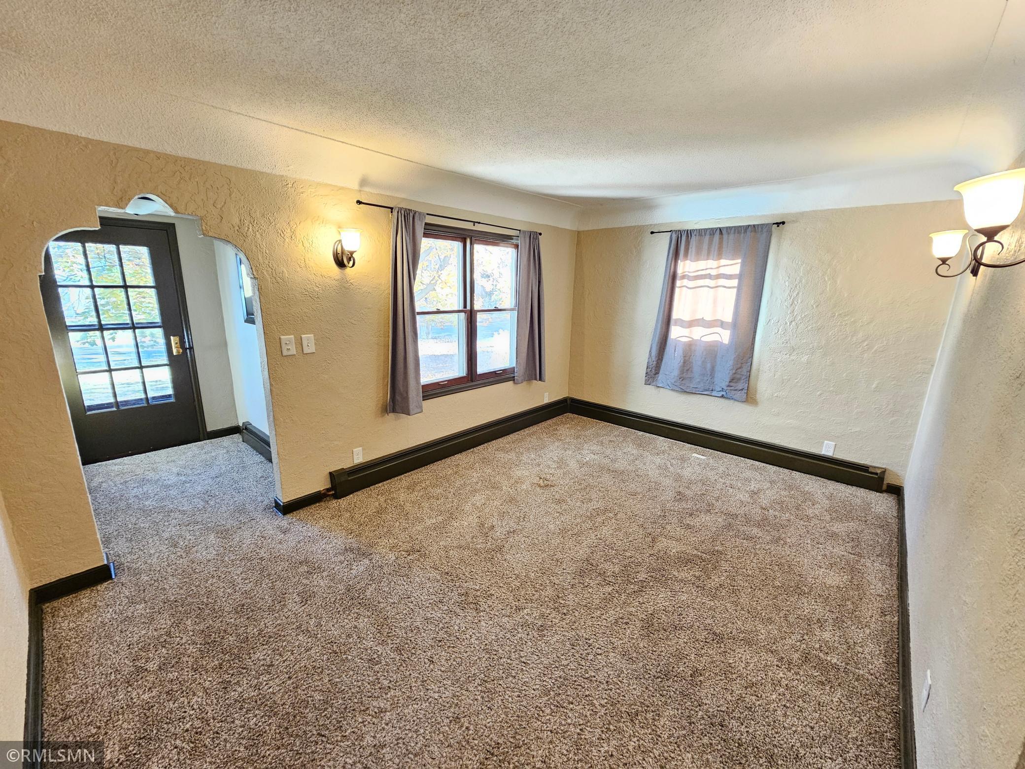 2665 Lake Shore Avenue